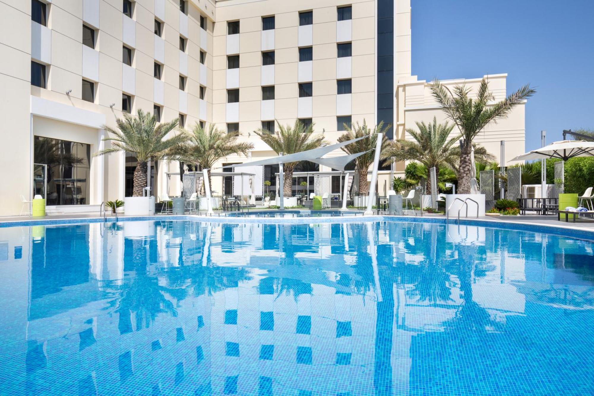 Mercure Sohar Buitenkant foto